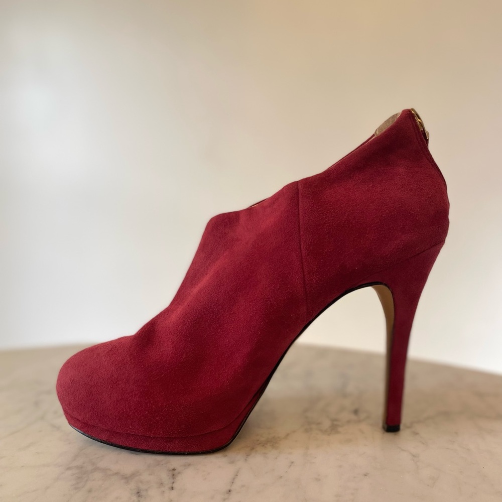 Nine West Haywire Bordo Suede Ankle Boots Bootie Rear Zipper Size 7M
